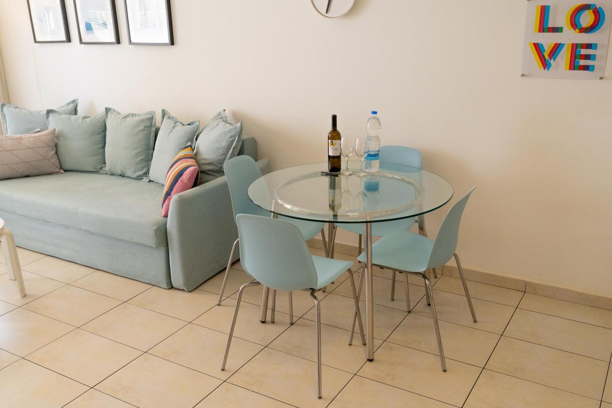 라르나카 Blue Dawn Center Flat 아파트 외부 사진