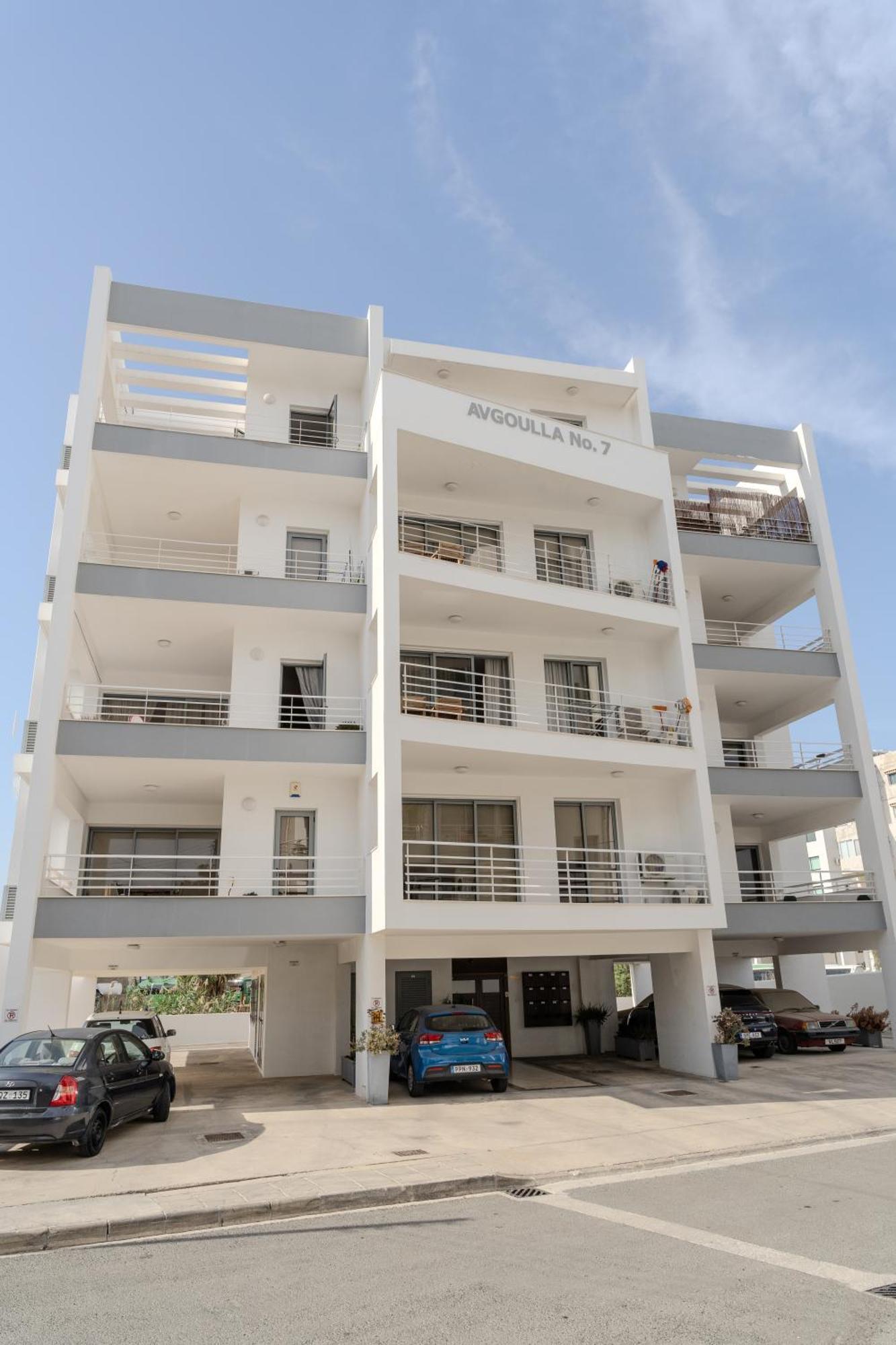 라르나카 Blue Dawn Center Flat 아파트 외부 사진