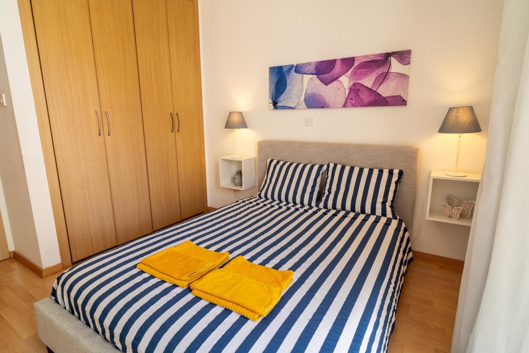 라르나카 Blue Dawn Center Flat 아파트 외부 사진